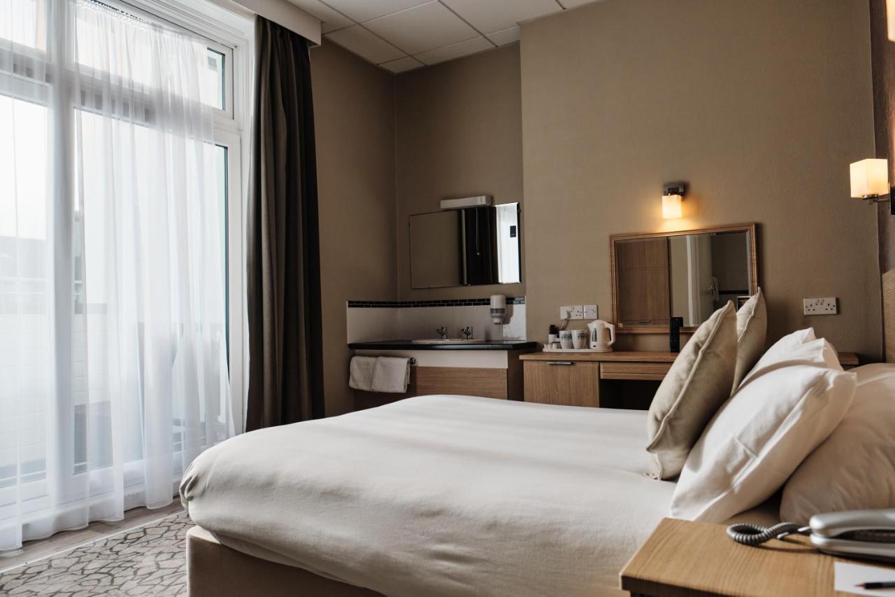 Hotel De Normandie Saint Helier Eksteriør billede