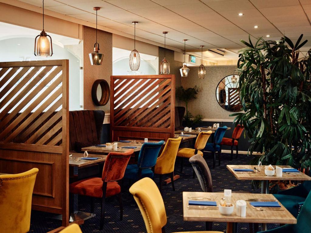 Hotel De Normandie Saint Helier Eksteriør billede